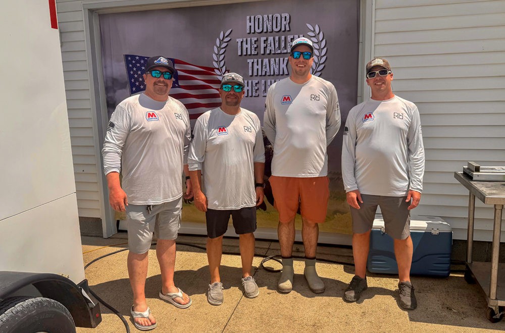 Vets with Nets Team Marathon boat captains volunteered to take employees out on the water.
