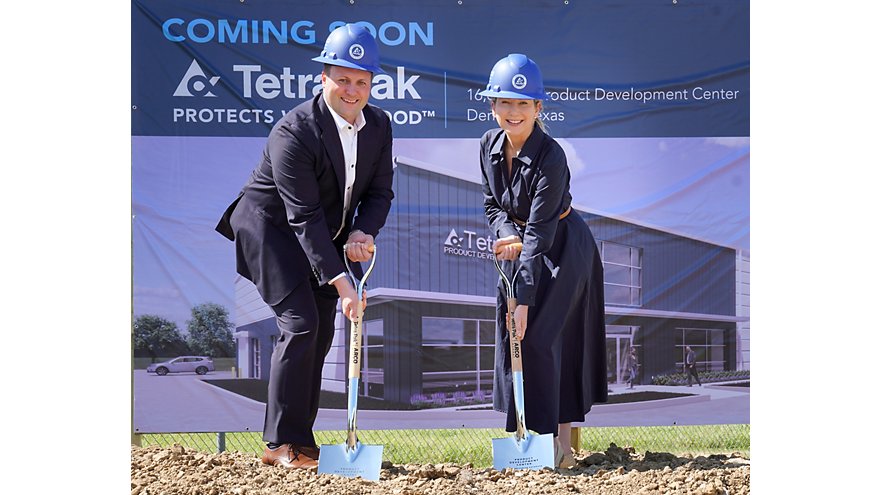  Seth Teply, President and CEO of Tetra Pak U.S. and Canada & Julia Luscher, Vice President, Marketing, Tetra Pak