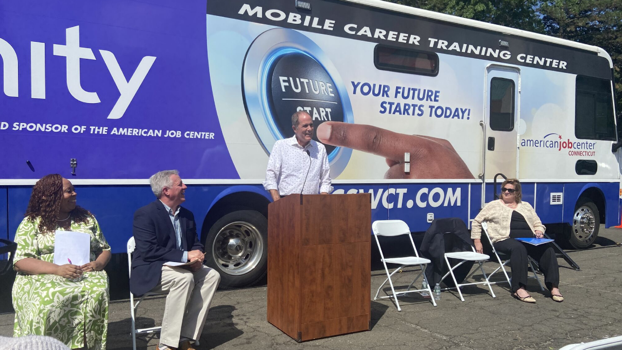 KeyBank’s Connecticut & Massachusetts Market President Matt Hummel addresses attendees of The WorkPlace’s Mobile Career Coach re-launch.