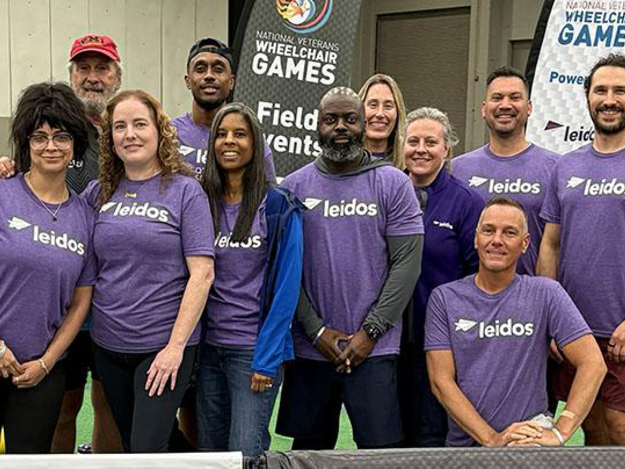 group photo of volunteers