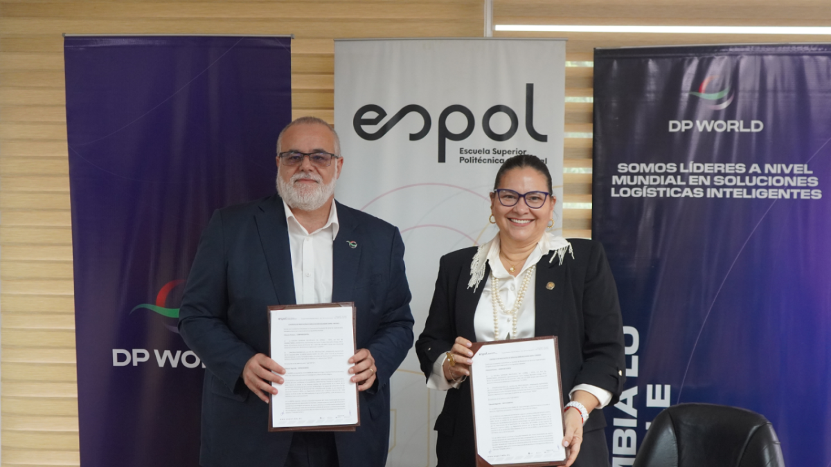 Representatives from DP World and ESPOL display the signed agreement establishing a partnership to monitor the ecological impact of Living Seawalls at the Port of Posorja.