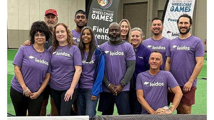 group photo of volunteers