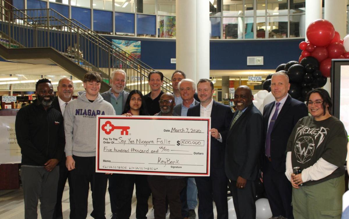 Check presentation ceremony.