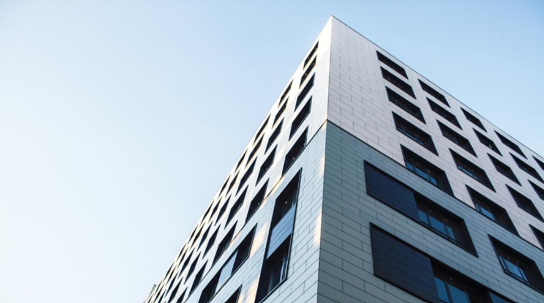 Smart Buildings: Leveraging Sustainable AI to Reduce Carbon and Costs