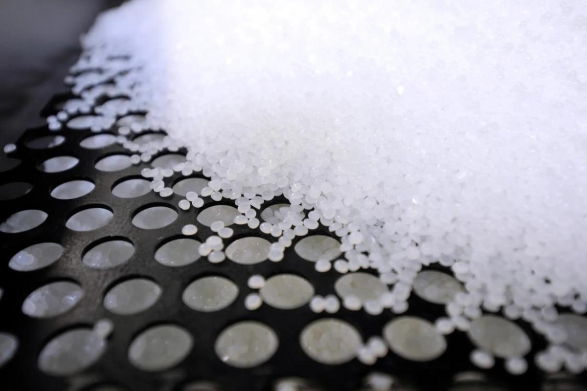 Plastic beads in manufacturing process