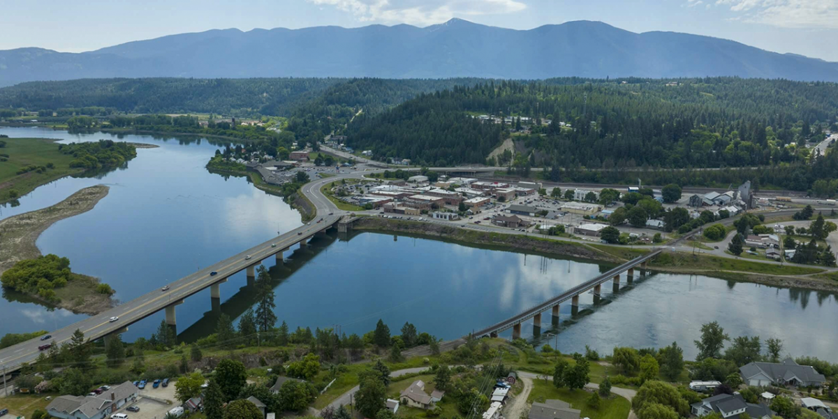 A small town next to a waterway