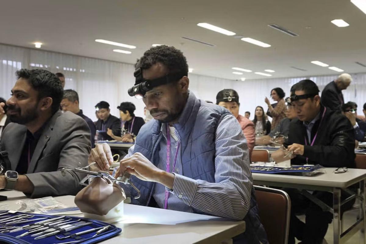 Smile Train partners take part in a Simulare workshop at Cleft 2025 in Kyoto, building practical surgical skills through simulation-based training and collaboration.