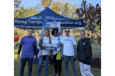 MetLife volunteers