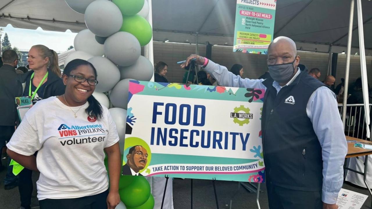 Albertsons' associates volunteering at L.A. Works' MLK Day of Service
