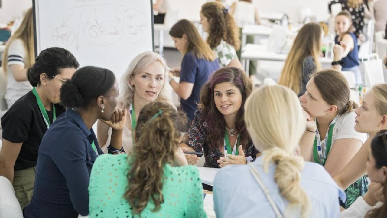 Female founders brainstorming sessions