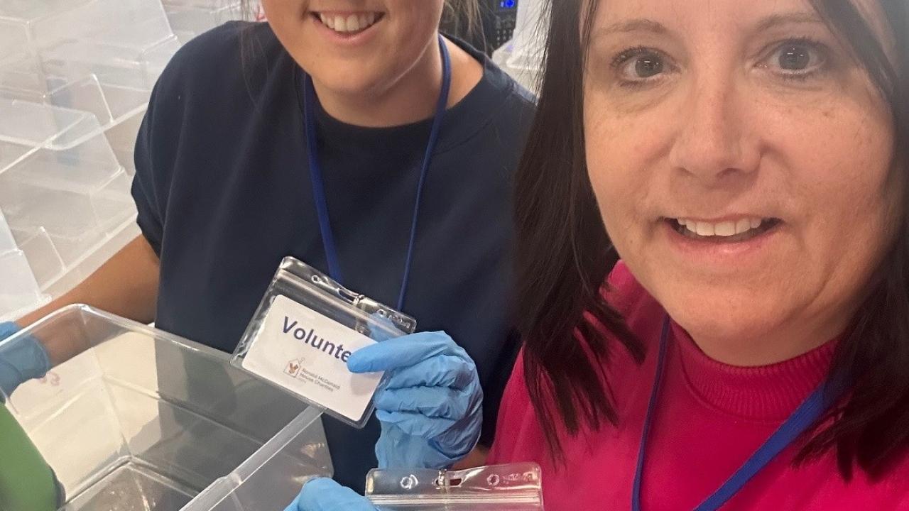 Covia volunteers