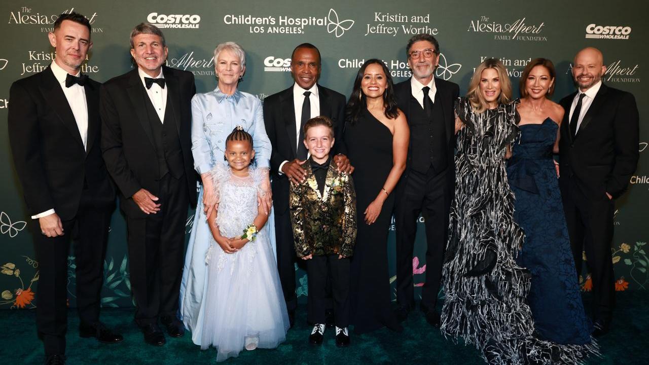 Children’s Hospital Los Angeles' Courage to Care Award presenters and honorees. (L-R) Actor Colin Hanks, CHLA President and Chief Executive Officer Paul S. Viviano, Actress Jamie Lee Curtis, former professional boxer Sugar Ray Leonard, AEG's Chief External Affairs Officer Martha Saucedo, television producer and writer Chuck Lorre, radio personality Ellen K, television reporter and host Lisa Joyner and actor Jon Cryer.
