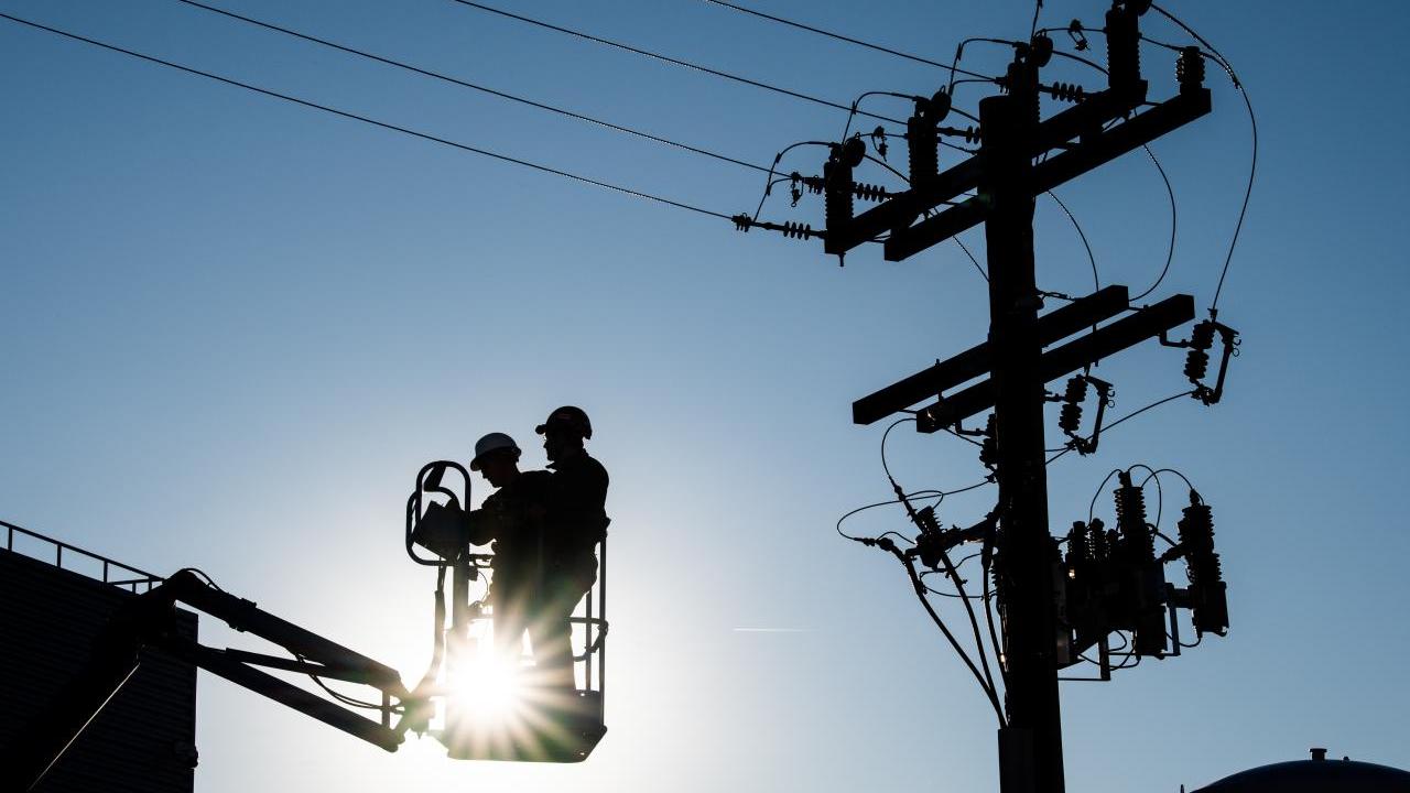 Eaton delivers breakthrough innovation to help utilities strengthen wildfire prevention efforts with grid-edge controls and intelligent fault detection. Photo credit: Dennis Schroeder, NREL.
