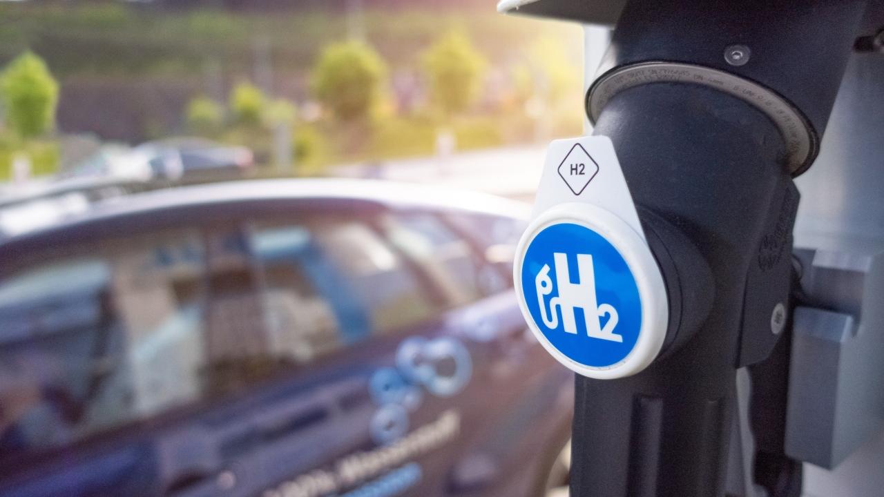 Hydrogen fueling