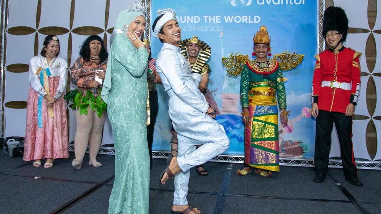 Avantor associates in costumes from around the world.