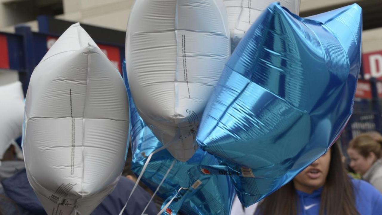 A bunch of star-shaped foil balloons.