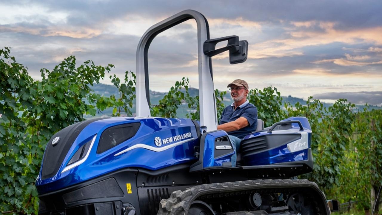 CNH Industrial’s biomethane-powered prototype is based on the New Holland Agriculture crawler vineyard tractor