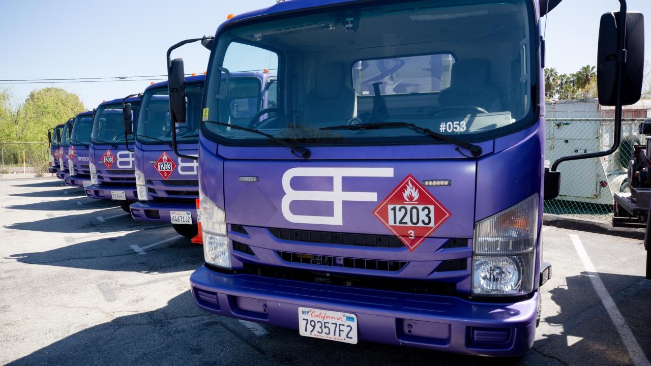 mobile fueling truck