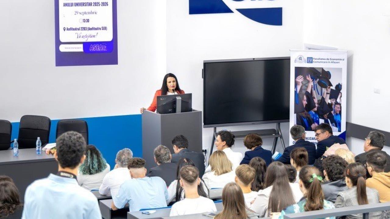 classroom of students and lecturer