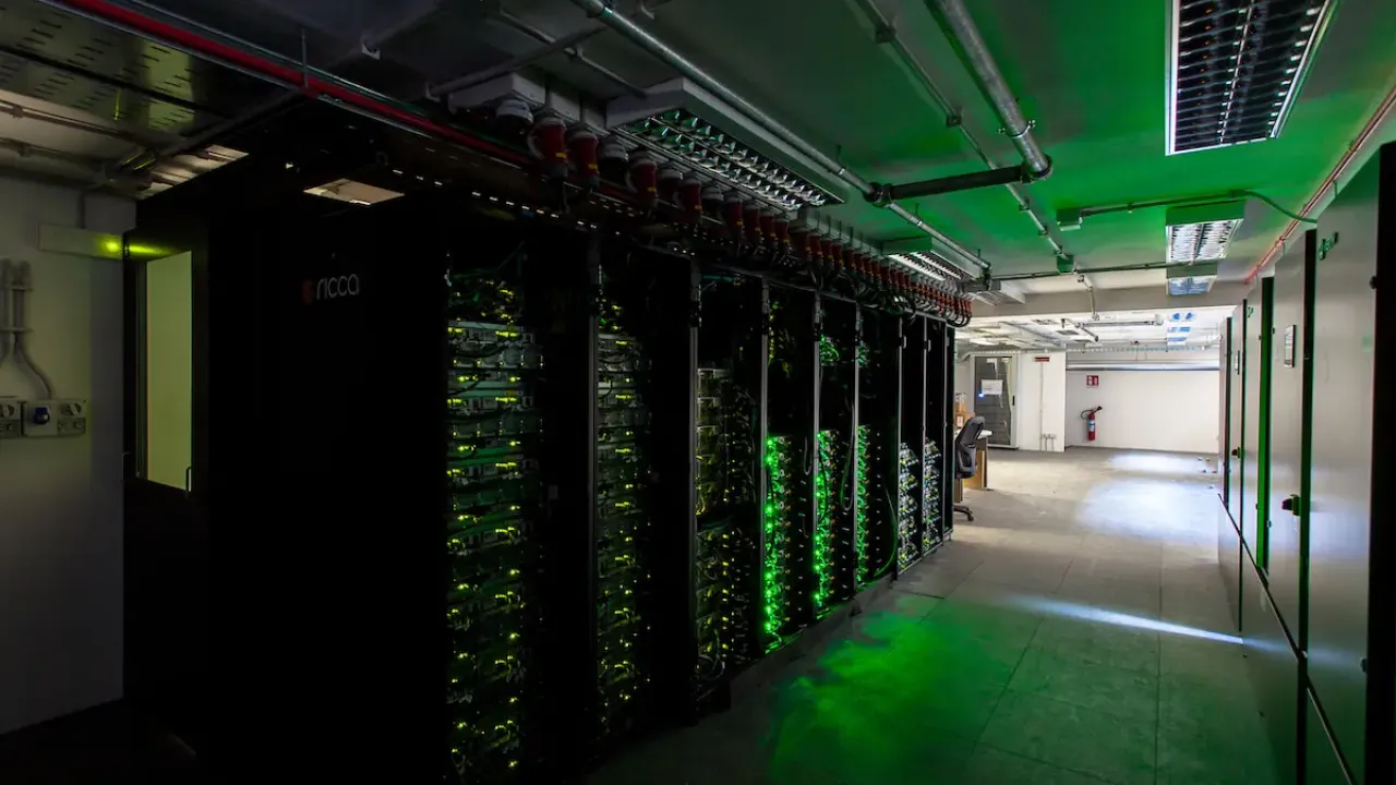 Inside the The CMCC Supercomputing Centre 