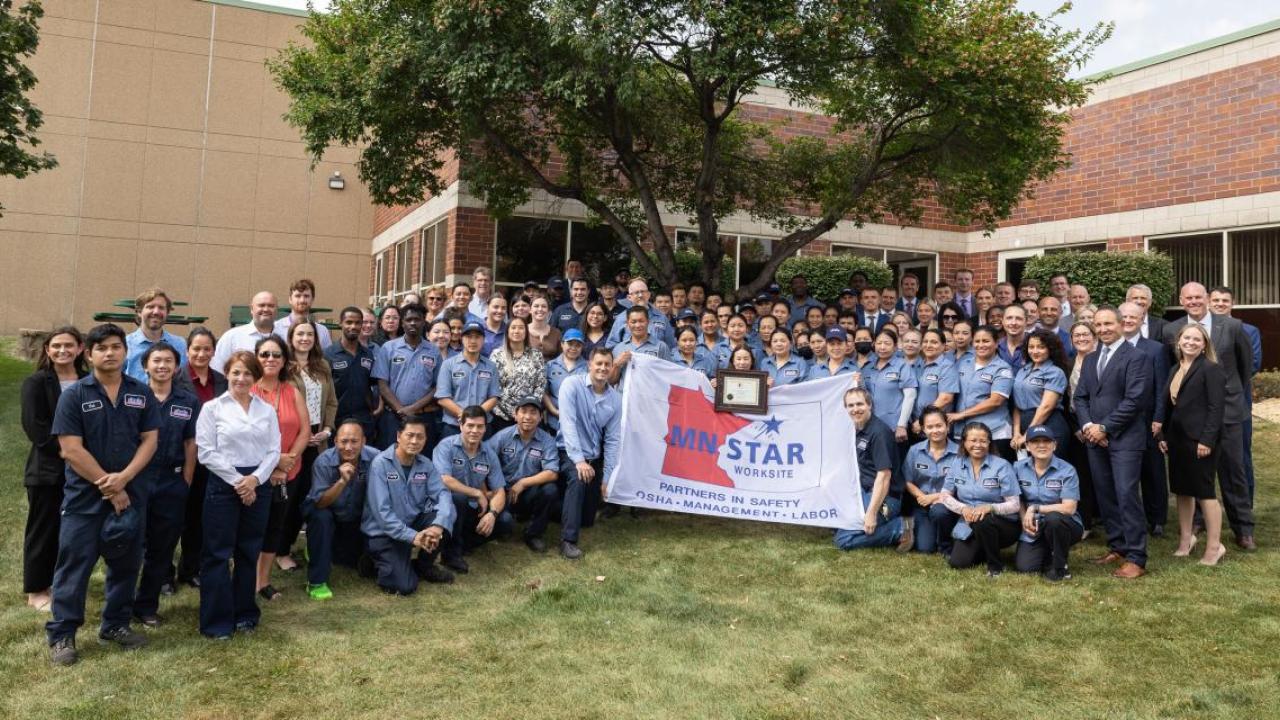 Group photo of Cintas MN employees