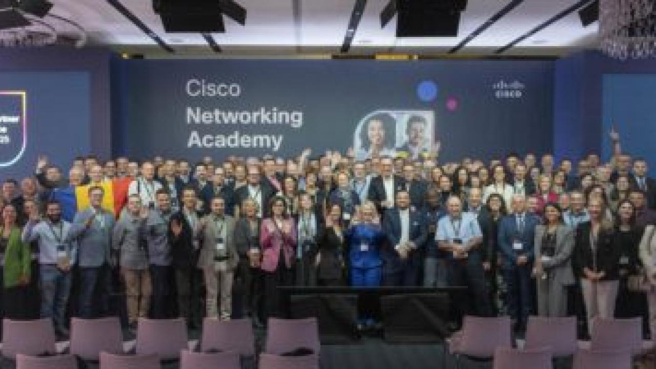Group photo at Cisco Networking Academy