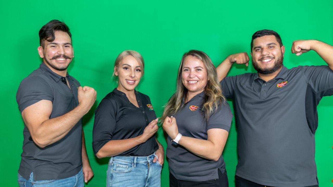 Caption: Del Monte Foods, Inc. team members in Yakima, Washington