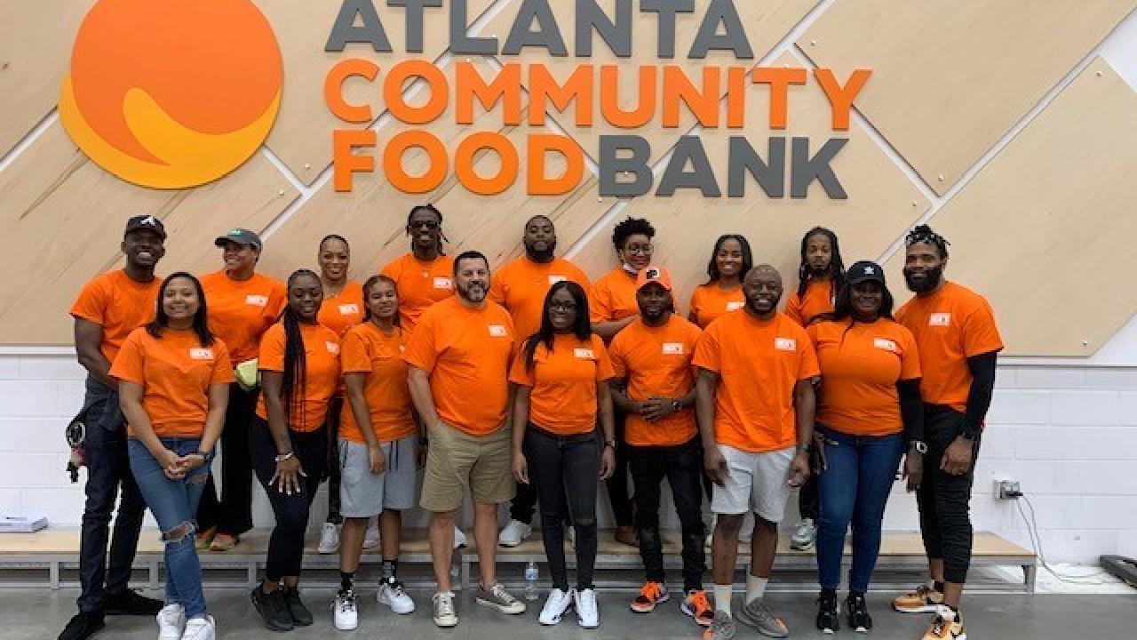 Group photo of DICK'S Sporting Goods volunteers at Atlanta Community Food Bank.