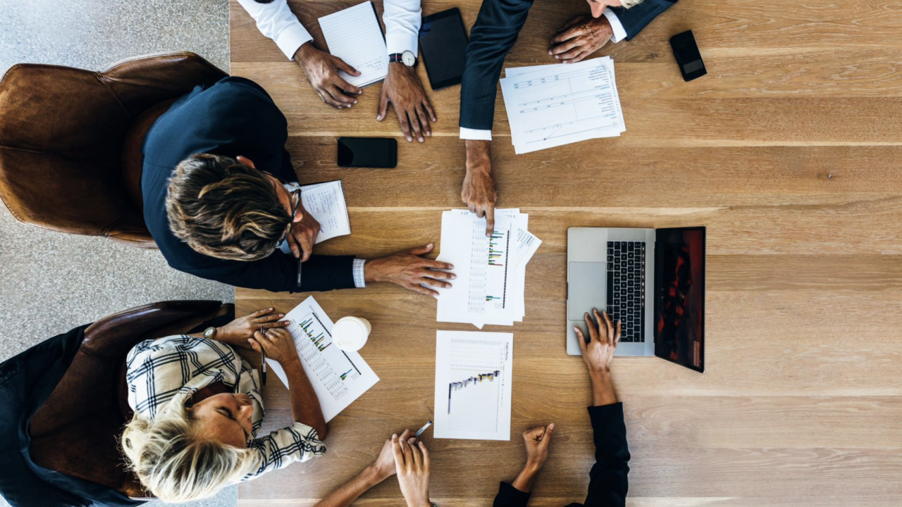Meeting from a bird's eye view