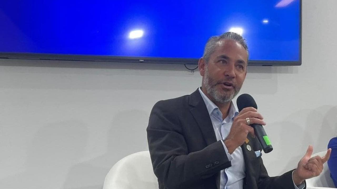 JP Gladu speaking on stage