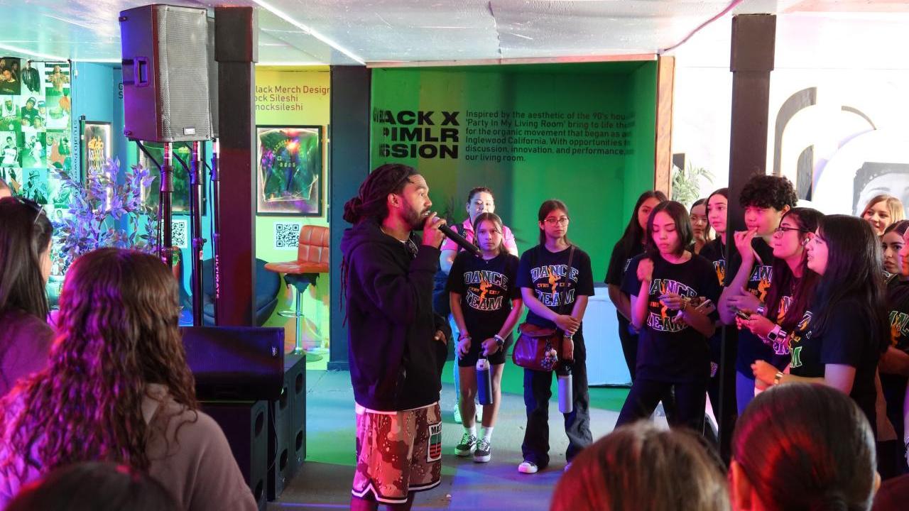Students had a chance to listen to a fireside chat with THURZ, an LA-based artist and creator of the popular Coachella activation Party In My Living Room™.