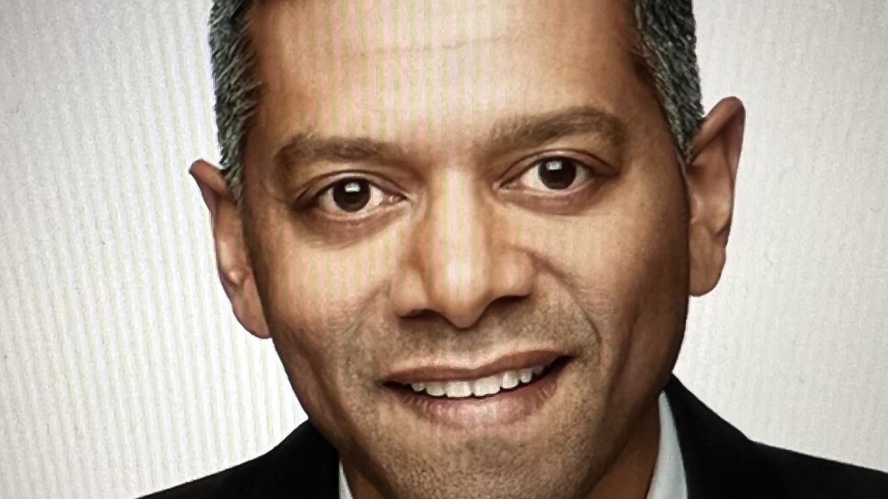 bio photo of Vinay Nair (Founder and CEO of TIFIN)