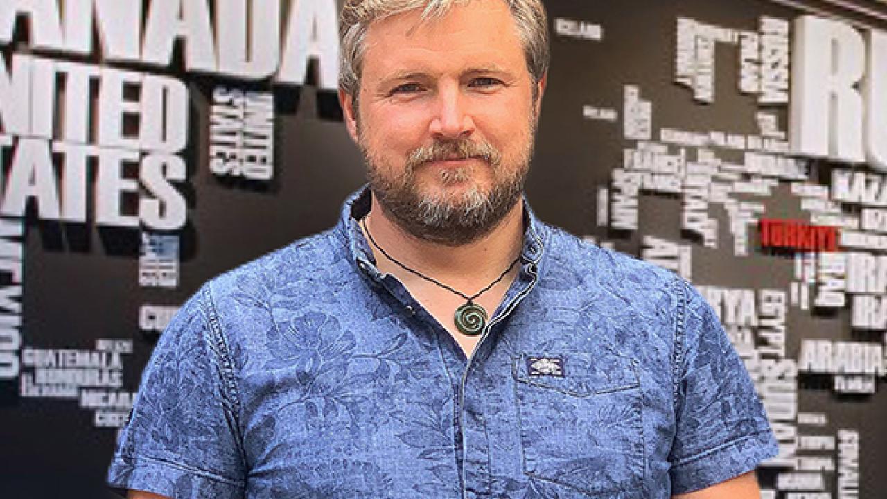 Headshot of Jonathon Wright