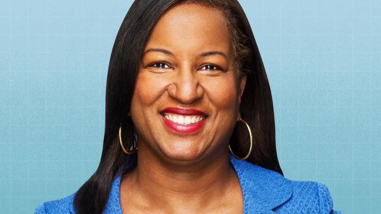 Justina Nixon-Saintil headshot