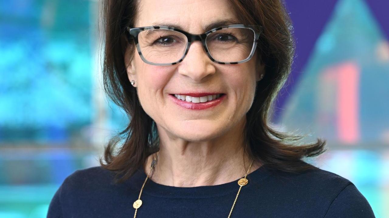Lynn Castrataro