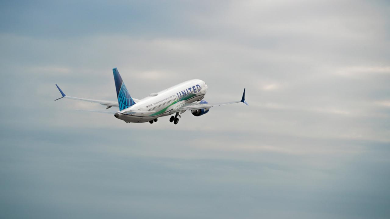plane flying