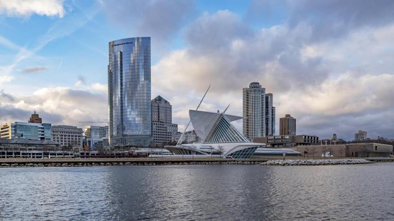 Milwaukee skyline