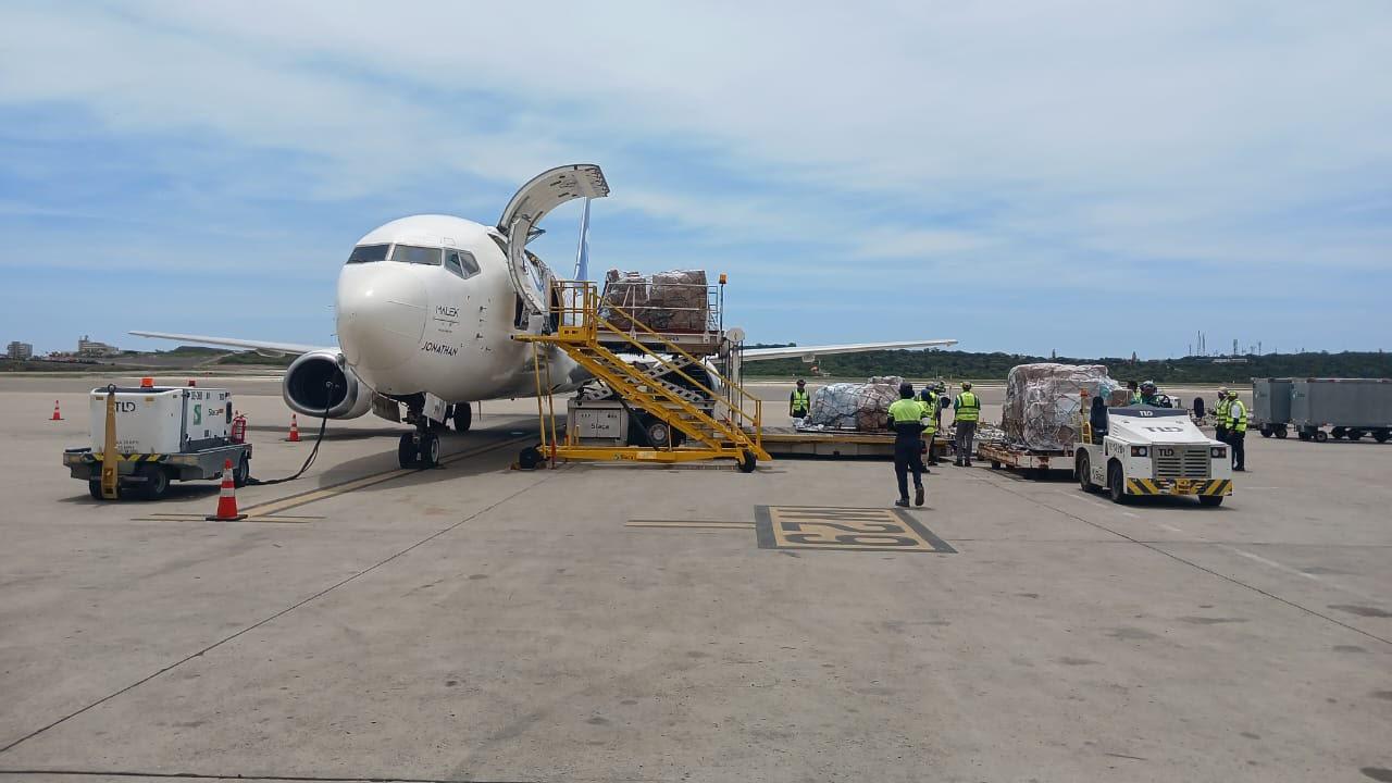 Humanitarian aid is loaded onto a cargo aircraft at Air Cargo Hub Punta Cana before departing for Caracas as part of a collaborative relief effort supporting communities affected by the earthquakes in Venezuela.