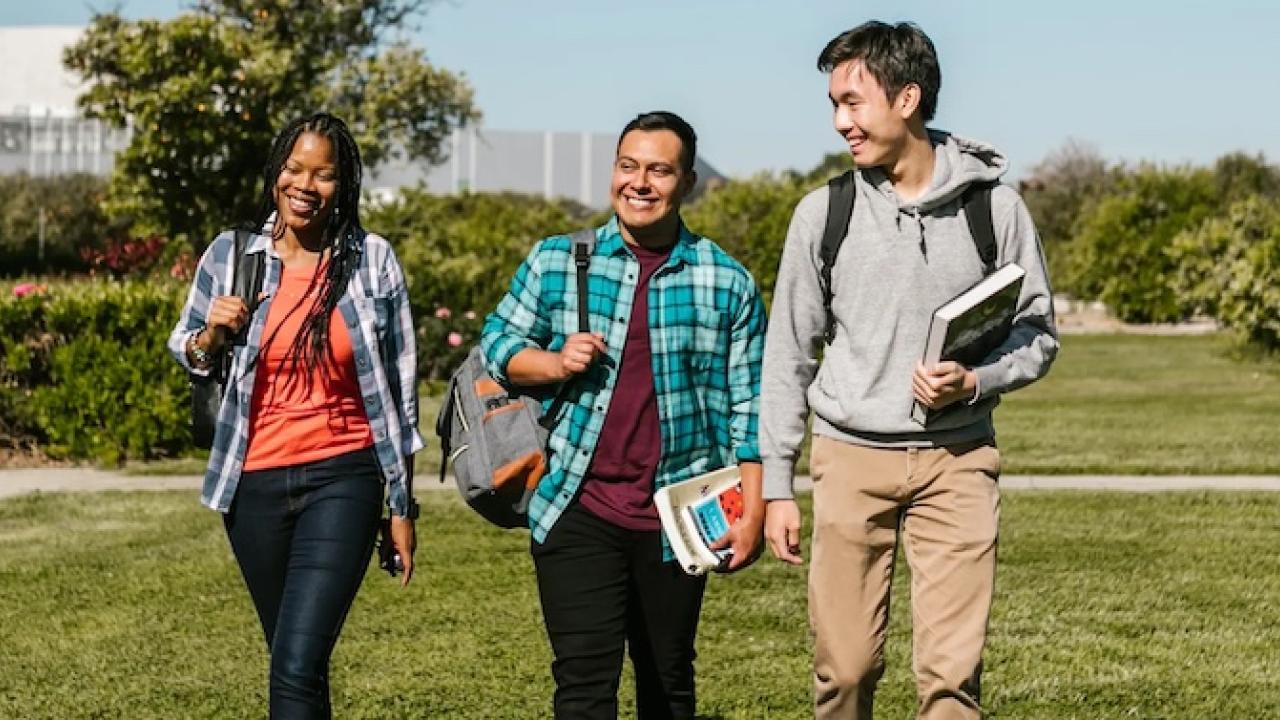 PSEG Interns on campus.