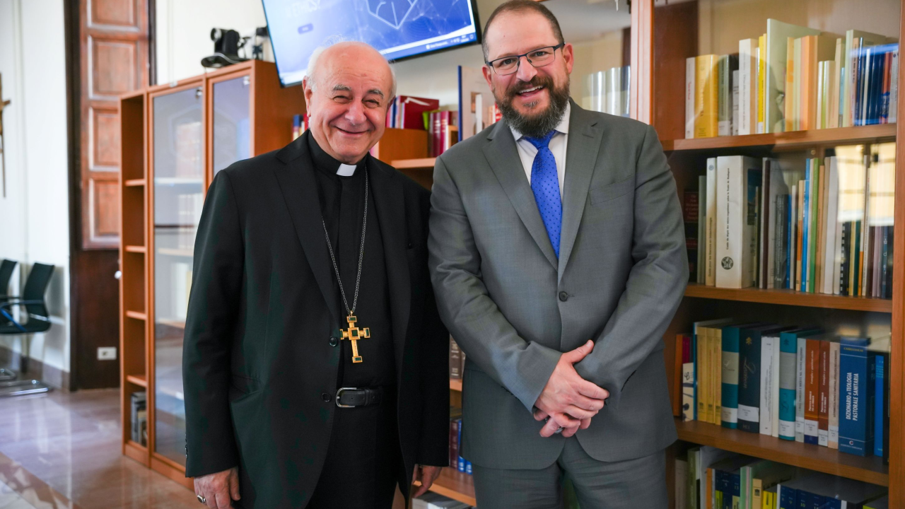 Archbishop Vincenzo Paglia, and Qualcomm President and CEO, Cristiano Amon.