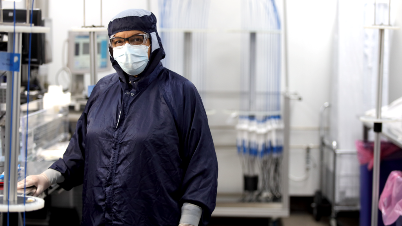 Medtronic employee in full PPE