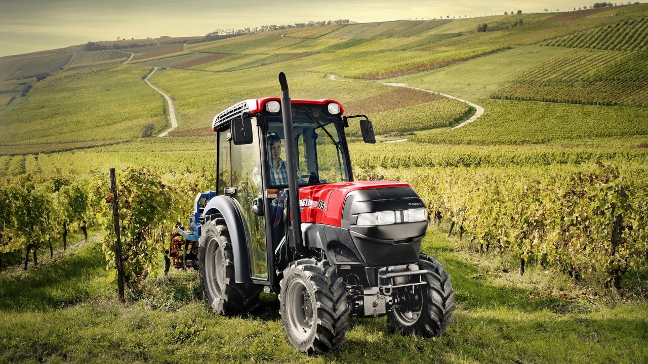 Quantum tractor on field