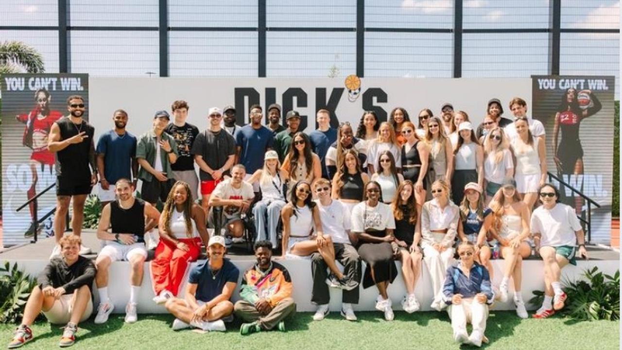 DICK'S Varsity Team group photo.