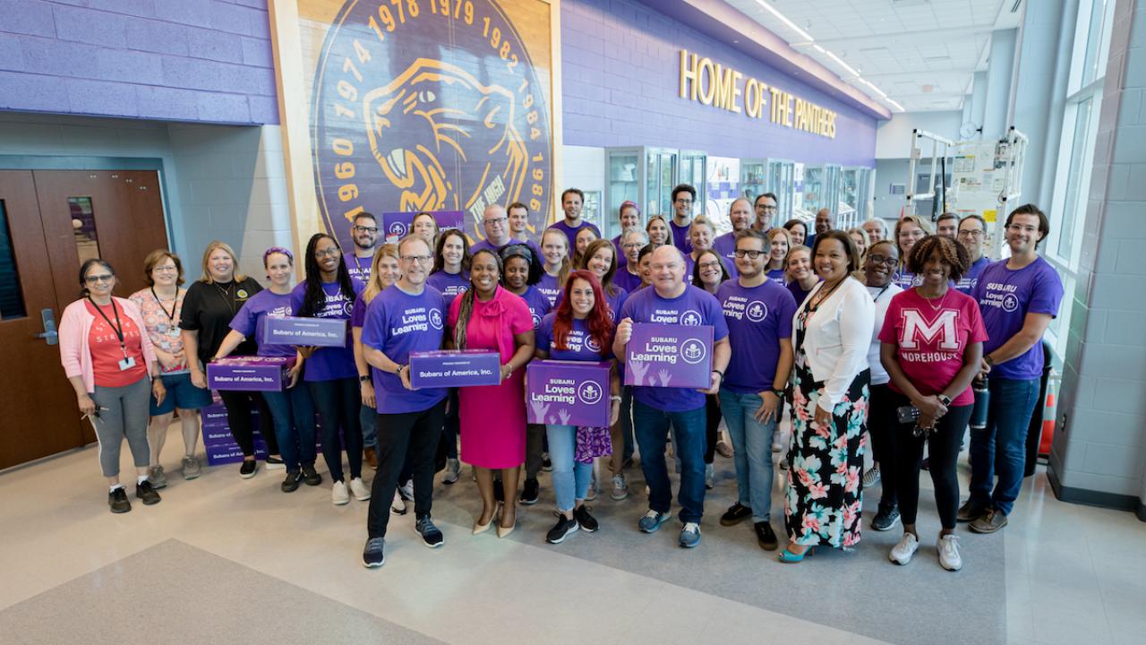 group picture of volunteers