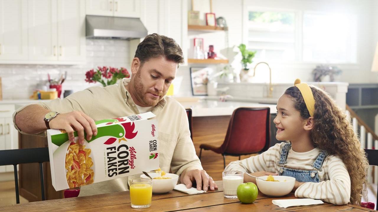Family eating Corn Flakes 