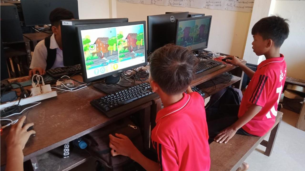 Students using the computers