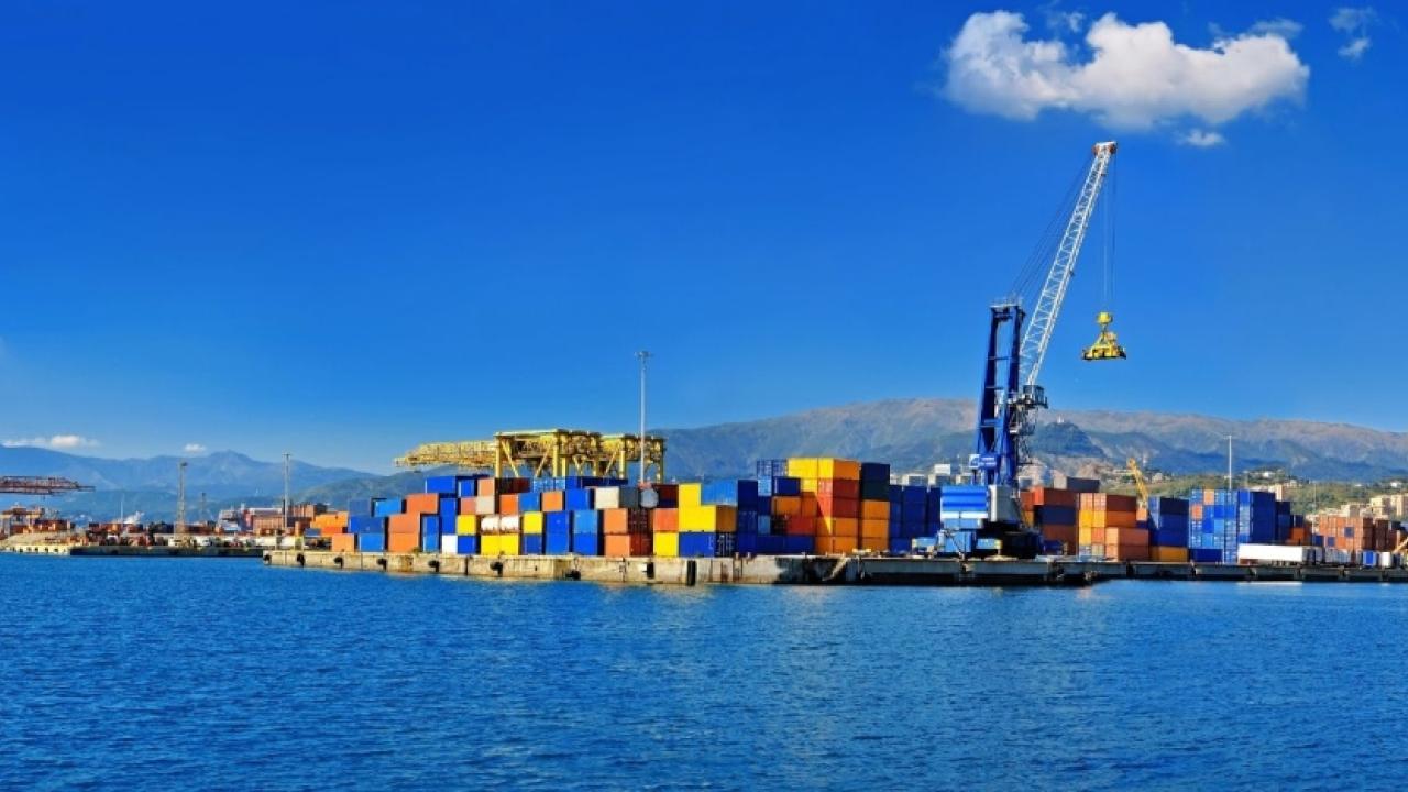 Wide view of a port