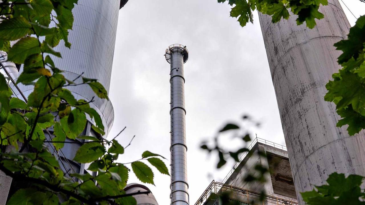 Exterior view of industrial building