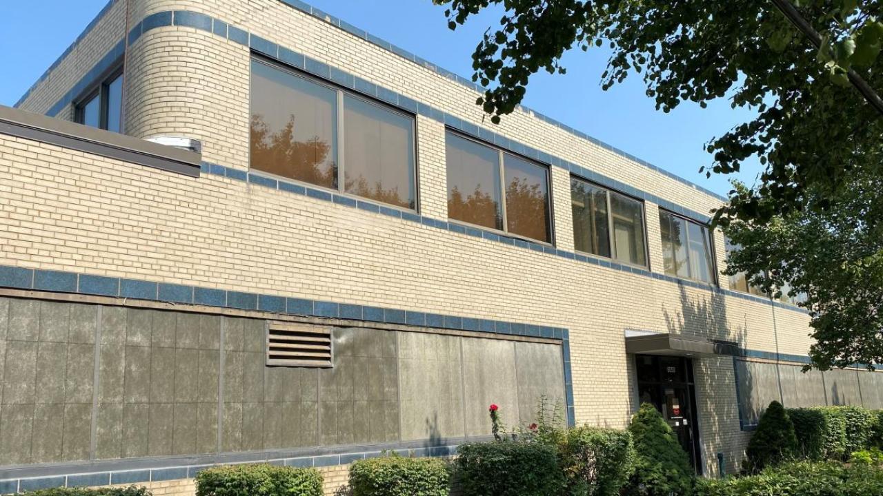 Exterior of the Chicago building