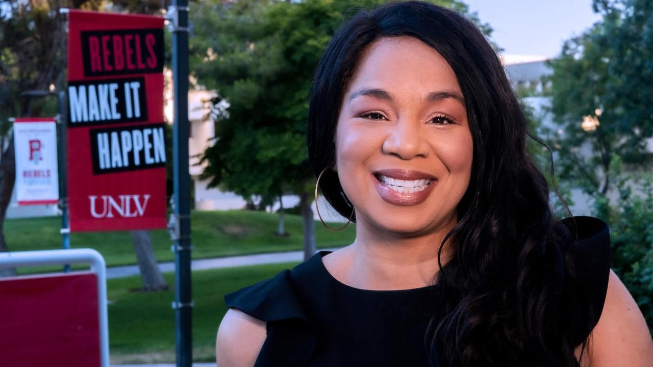Photo of Dr. Tonia Holmes-Sutton